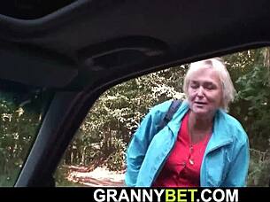 Oldest Granny Sex In A Car - Chaud Mature femmes poilues XXX - Atube.XXX